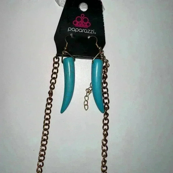 Paparazzi Tusk Tundra Blue Turquoise Stone Short Necklace Set with earrings NEW! - Picture 6 of 6